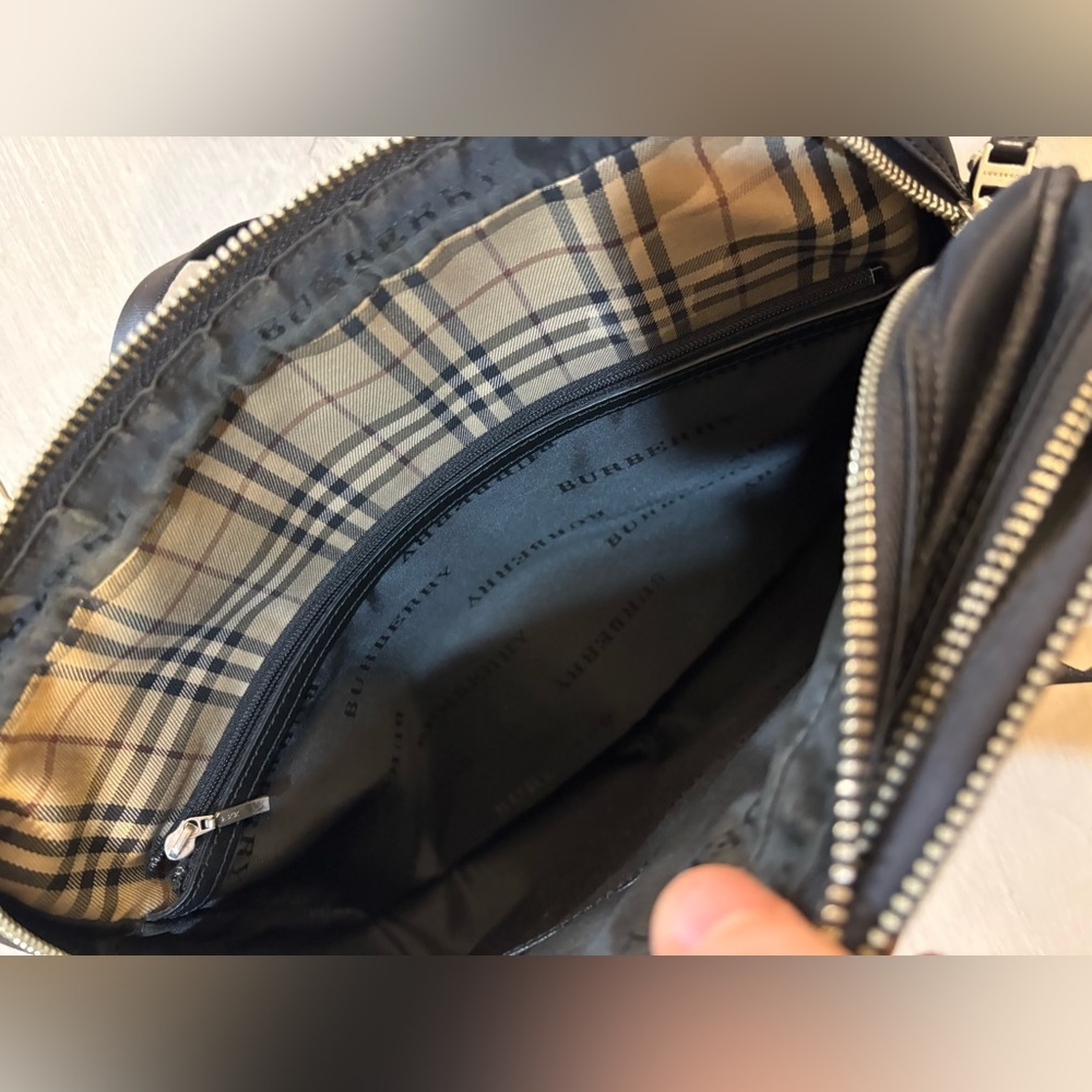 Burberry‎ black Messenger Bag - Picture 4 of 12